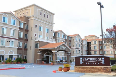 Staybridge Suites Silicon Valley - Milpitas, an IHG Hotel Hôtel in Milpitas