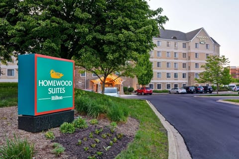 Homewood Suites by Hilton Aurora Naperville Hotel in Naperville