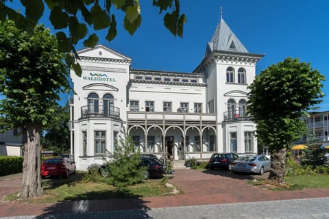 Waldhotel Hotel in Graal-Müritz