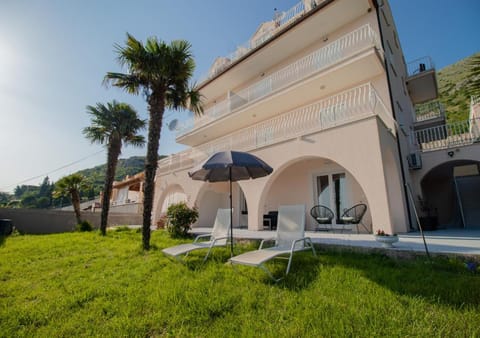 Apartments Blue Horizon Condominio in Dubrovnik-Neretva County