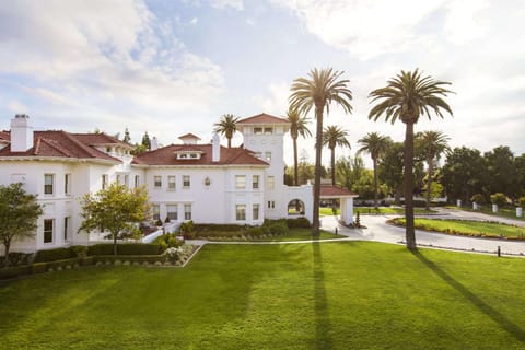 Hayes Mansion San Jose, Curio Collection by Hilton Hotel in San Jose