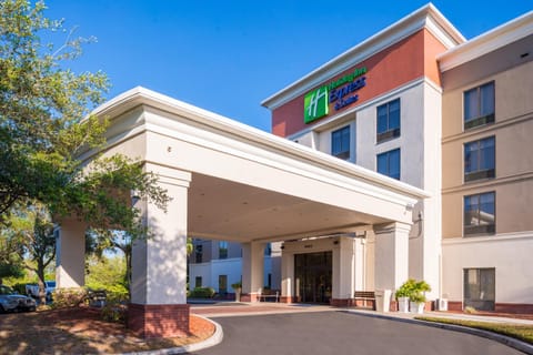 Holiday Inn Express Hotel & Suites Tampa-Anderson Road-Veterans Exp, an IHG Hotel Hotel in Greater Carrollwood