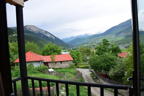 Balcony/Terrace, Mountain view