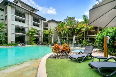 Private Apartments in the Temple Beachfront Resort Palm Cove Eigentumswohnung in Palm Cove