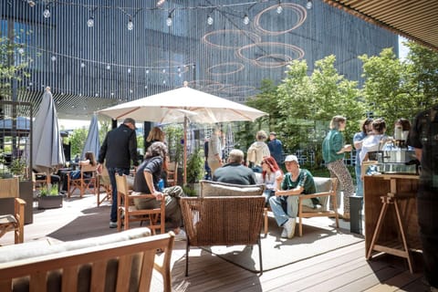 Restaurant/places to eat, Garden