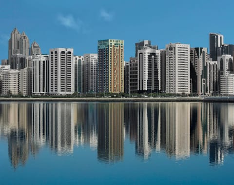Hala Arjaan by Rotana, Deluxe Hotel Apartments Appart-hôtel in Abu Dhabi