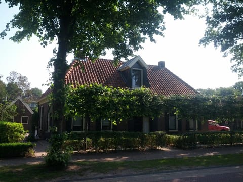 Vakantie appartement in dorpskern Condo in Drenthe (province)