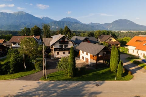 Property building, Day, Neighbourhood, Bird's eye view, Street view