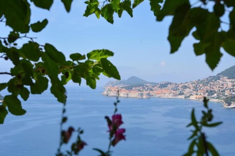 Apartment and room Sveti Jakov Bed and Breakfast in Dubrovnik