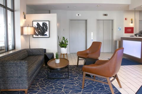 Holiday Inn Express & Suites Boston - Cambridge, an IHG Hotel Hotel in Somerville