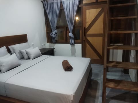 Asoka Homestay Vacation rental in Batu Layar