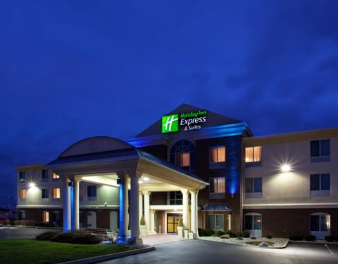 Holiday Inn Express Hotel & Suites Cincinnati-Blue Ash, an IHG Hotel Hotel in Blue Ash