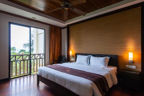 Sabah Beach Villas & Suites Resort in Kota Kinabalu