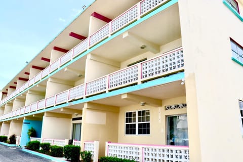 Melrose Beach Apartments Inc Condominio in Bridgetown