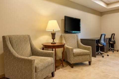 Candlewood Suites Fort Myers/Sanibel Gateway, an IHG Hotel Hotel in Lee County