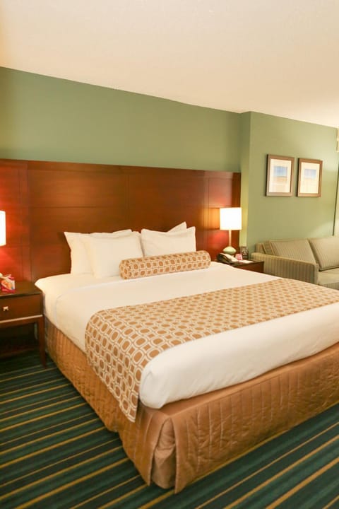 Crowne Plaza Hotel Virginia Beach-Norfolk, an IHG Hotel Hotel in Chesapeake