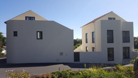 Facade/entrance, Street view