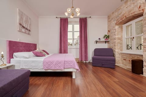 Palace Central Square Bed and Breakfast in Trogir