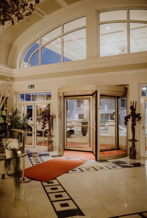 Facade/entrance, Lobby or reception