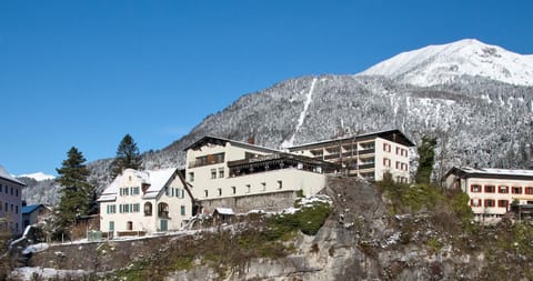 Property building, Winter