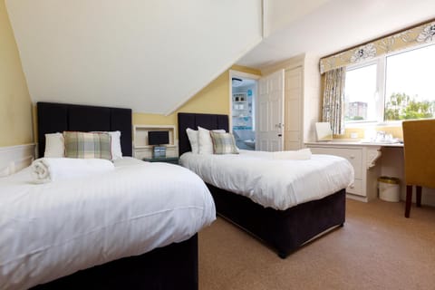 Cransley Apart Hotel Bed and Breakfast in Bournemouth