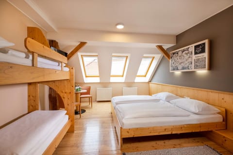 Photo of the whole room, bunk bed