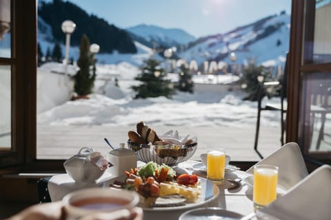 Winter, View (from property/room), Breakfast