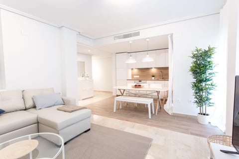 The Lucky Flats - Pintor Sorolla Apartment in Alicante
