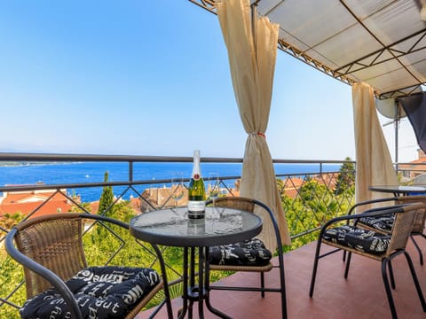 View (from property/room), Balcony/Terrace, Sea view