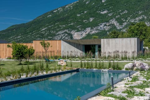 Garden, Swimming pool