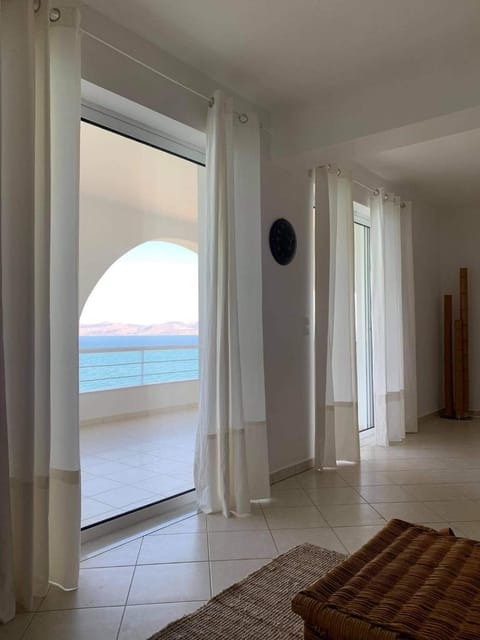 Linamare Apartment in Argolis, Greece