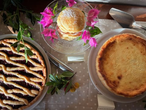 Agriturismo Tra gli Ulivi, Chiappini Farm Stay in Tuscany