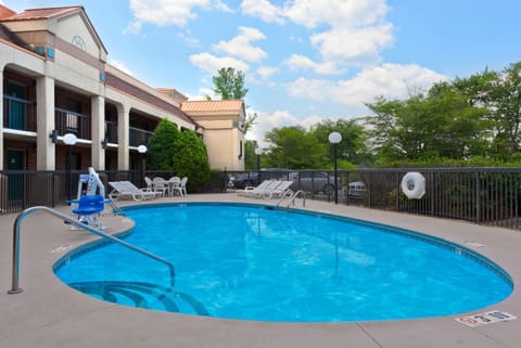 On site, Pool view, Swimming pool, Swimming pool