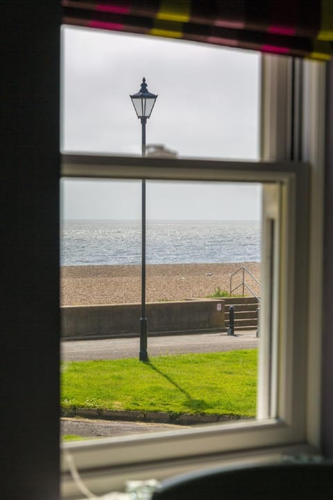 Waterfront Cottage House in Aldeburgh