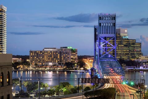 DoubleTree by Hilton Jacksonville Riverfront, FL Hotel in Jacksonville