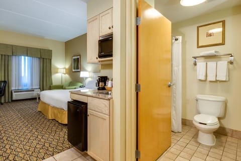 Holiday Inn Express Hotel & Suites Memphis Southwind, an IHG Hotel Hotel in Germantown