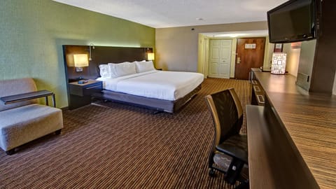 Clarion Hotel & Suites Conference Center Memphis Airport Hotel in Memphis