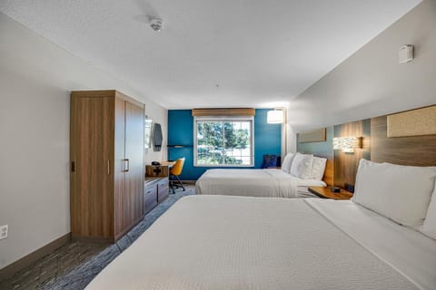 Holiday Inn Express Hotel & Suites Portland - Jantzen Beach, an IHG Hotel Hotel in Vancouver