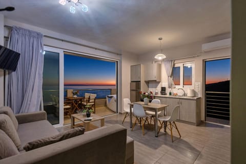 Kitchen or kitchenette, Living room, Seating area, Sea view
