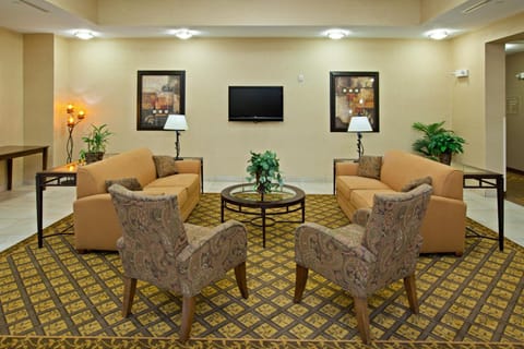 Candlewood Suites Louisville North, an IHG Hotel Hotel in Clarksville