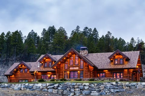 Coyote Bluff Estate Bed and Breakfast in Idaho