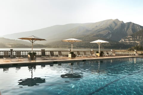 View (from property/room), Landmark view, Pool view, Swimming pool