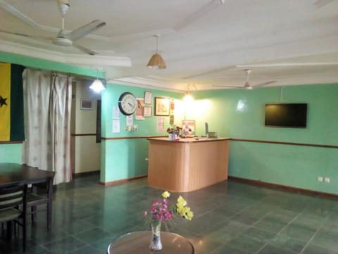 Sampson's Guesthouse Company Ltd. Bed and Breakfast in Accra