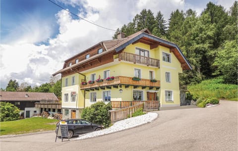 Amazing Apartment In Techelsberg Wrthersee With House Sea View Condo in Techelsberg