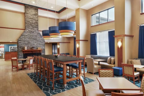 Hampton Inn & Suites Ephrata - Mountain Springs Hotel in Ephrata