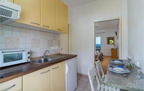 1 Bedroom Stunning Apartment In Milna Apartment in Hvar