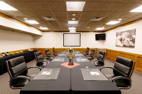 Meeting/conference room