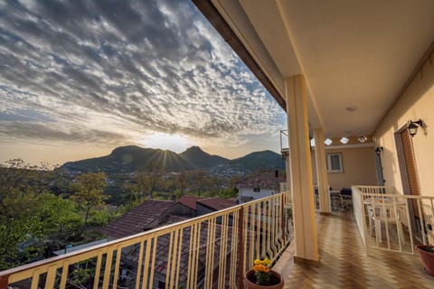 Nearby landmark, Natural landscape, View (from property/room), Balcony/Terrace, Mountain view, Sunset