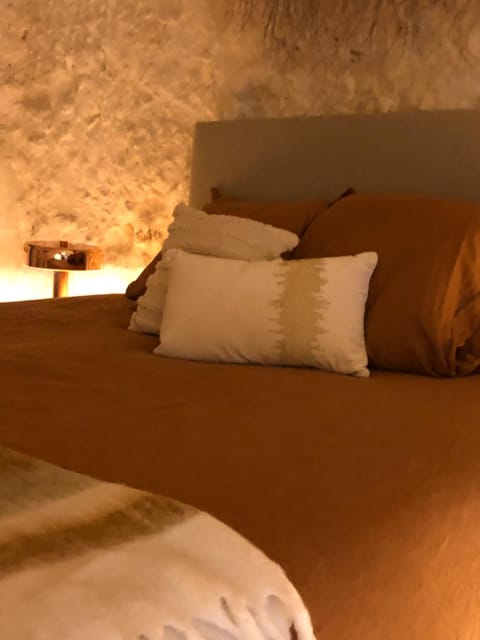 Les Troglos de la Tufolière Bed and Breakfast in Centre-Val de Loire