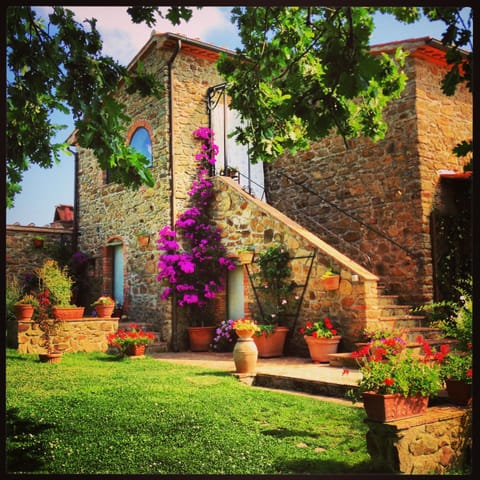 Facade/entrance, Garden, Garden view, Sea view